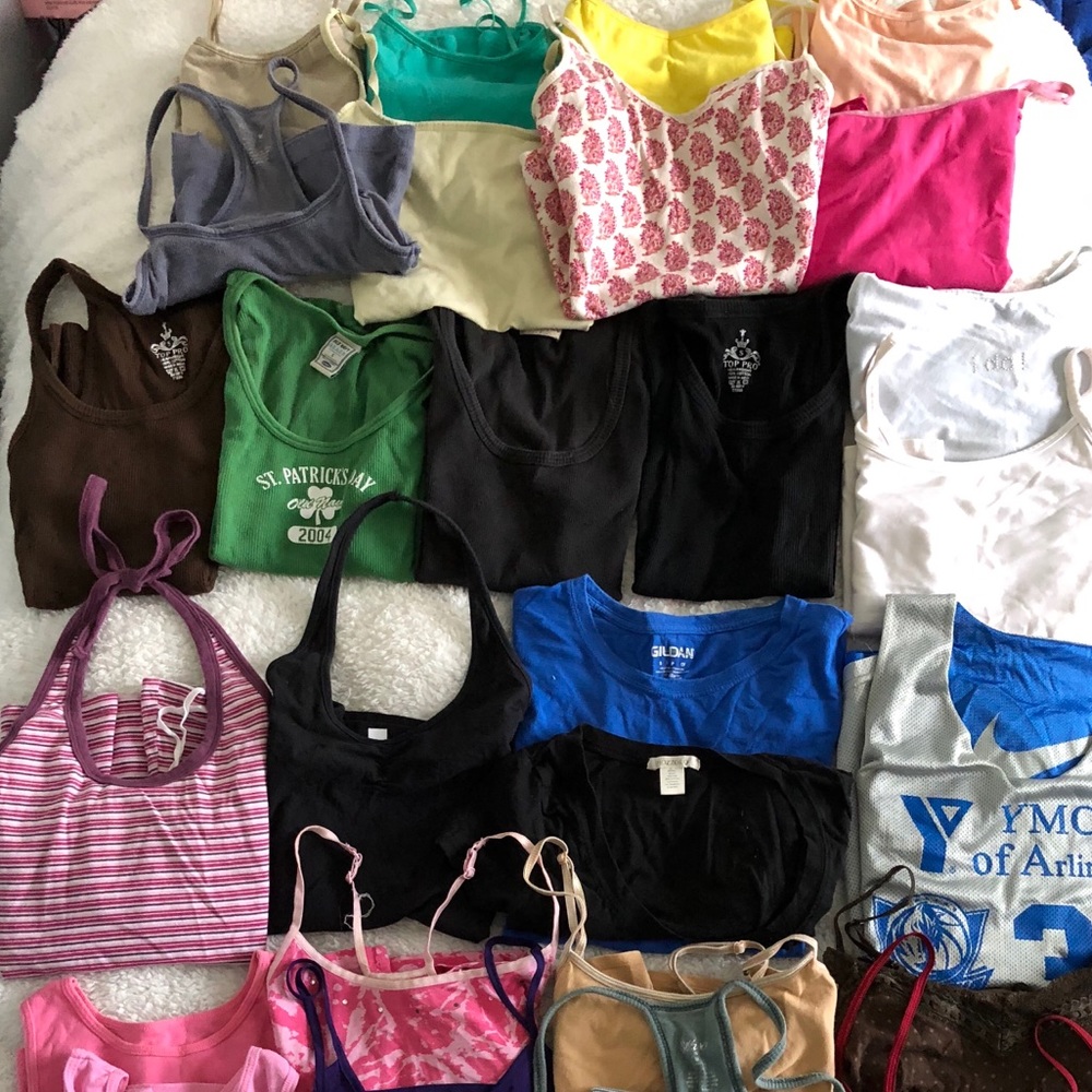 Bundle of tank tops/muscle tees. Size S and M